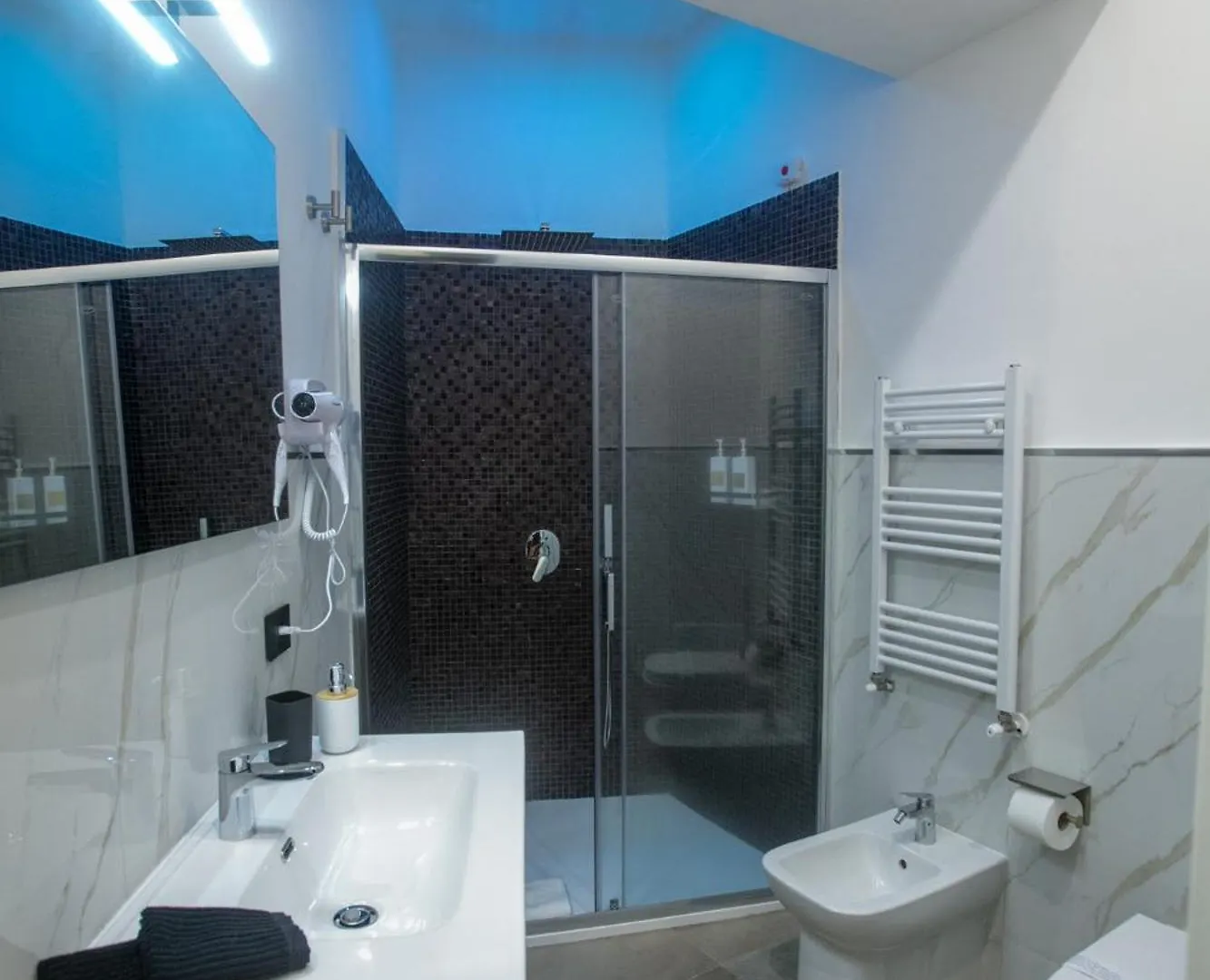Guest house Pignasecca Domus Hotel Naples Italy