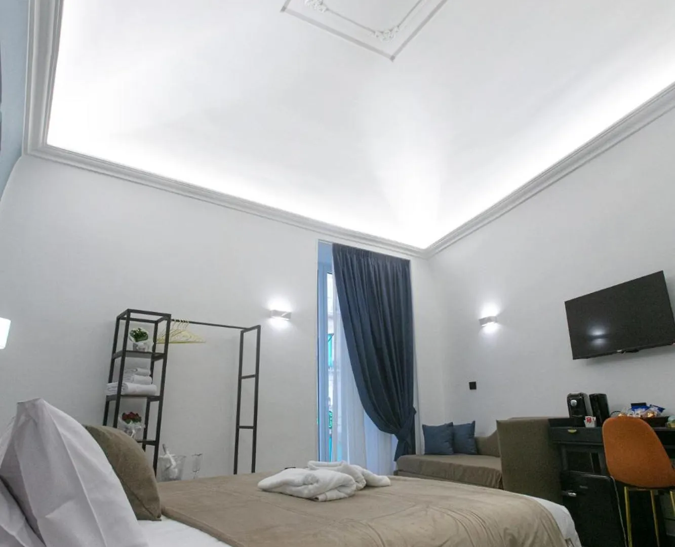 Pignasecca Domus Hotel Naples Guest house