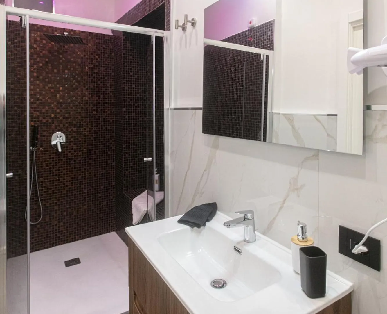 Pignasecca Domus Hotel Naples